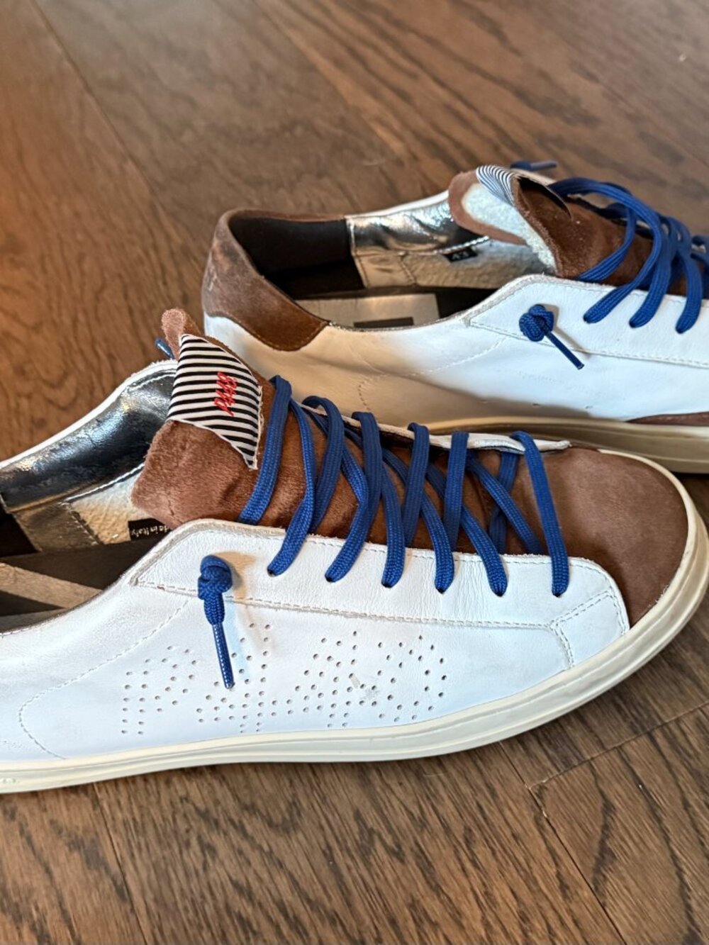P448 John Low Top Sneakers White Leather Brown Suede Blue Laces Made in Italy - Picture 2 of 3